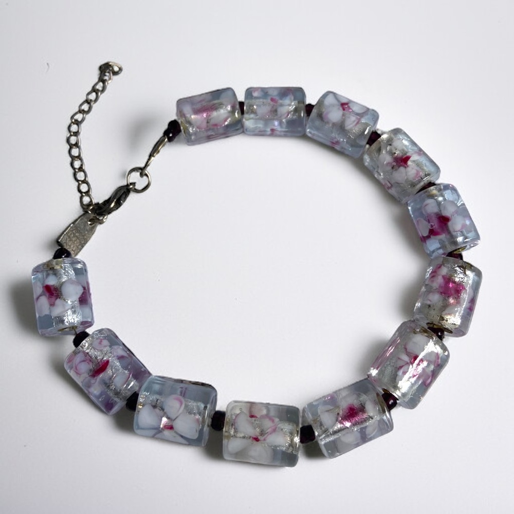 Silver Foil Flower Murano Glass Barrel Beaded Bracelet Cc